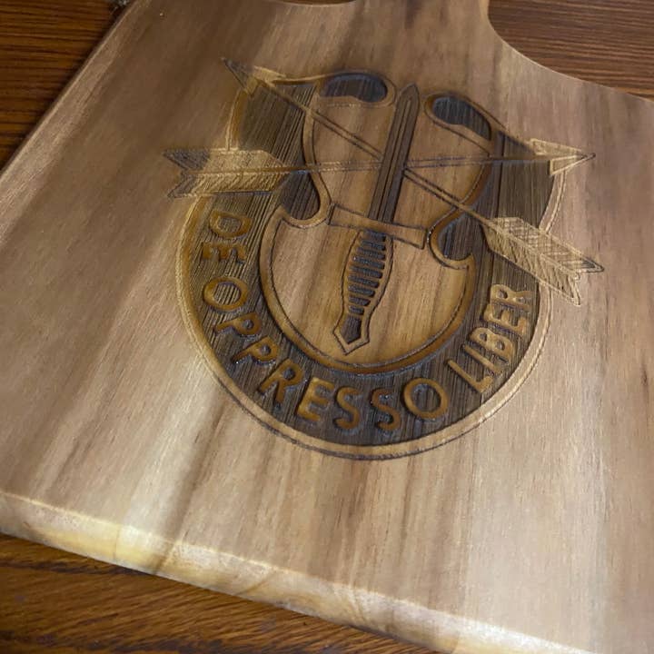 Treasure All Moments – Engroshandel Skærebræt – Specialstyrker Skærebræt Akacietræ | Træservering1