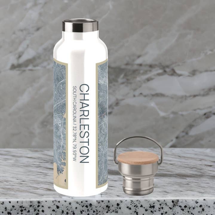 Bouteille de carte de Charleston SC avec bouchon en bambou l'après-midi pour la vente par JACE.design