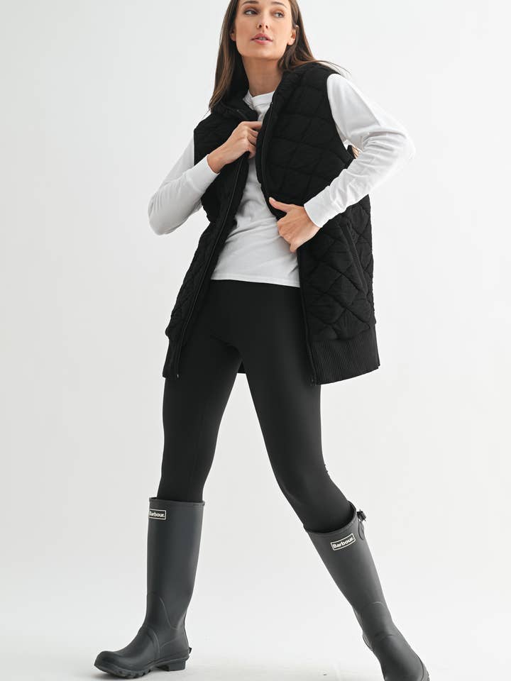 Mono B - Wholesale Outerwear Vest - Women's - Oversized Quilted Fleece Vest with Hood6