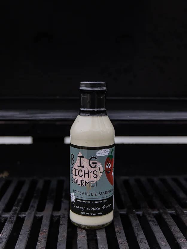 Big Rich's Creamy White Garlic Sauce for wholesale by Big Rich's Hot Sauce