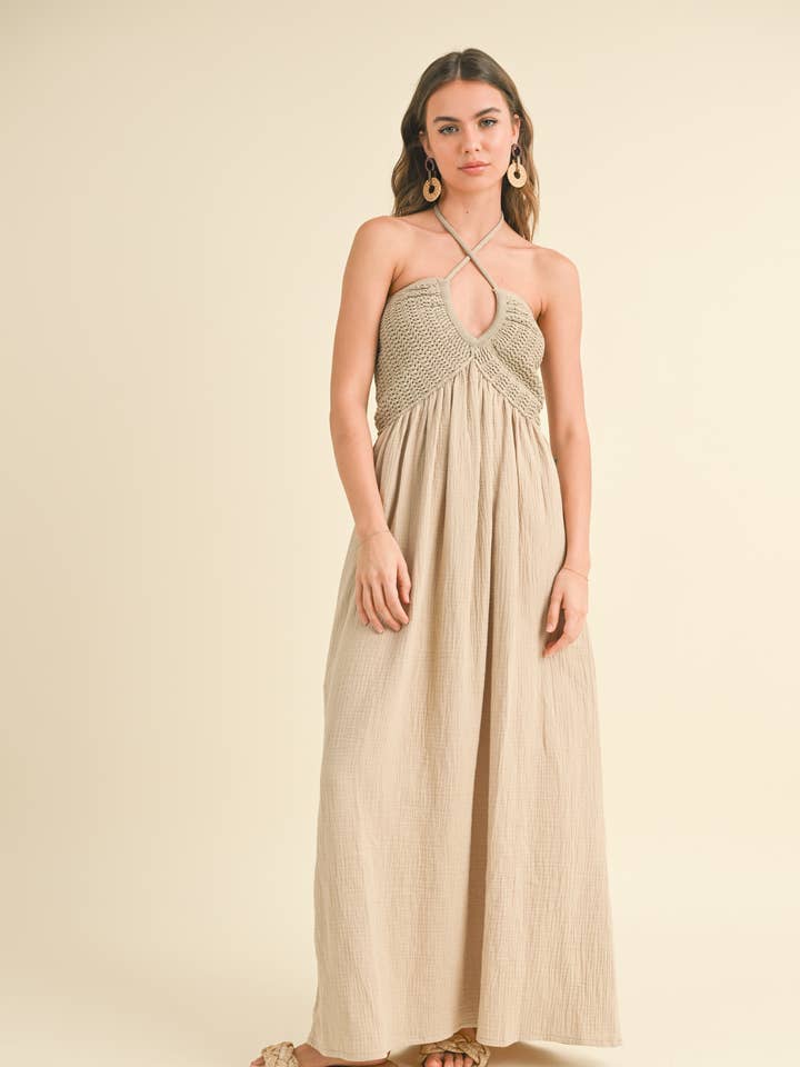 Robe en gaze lavée avec contraste haut en crochet pour la vente par MIOU MUSE