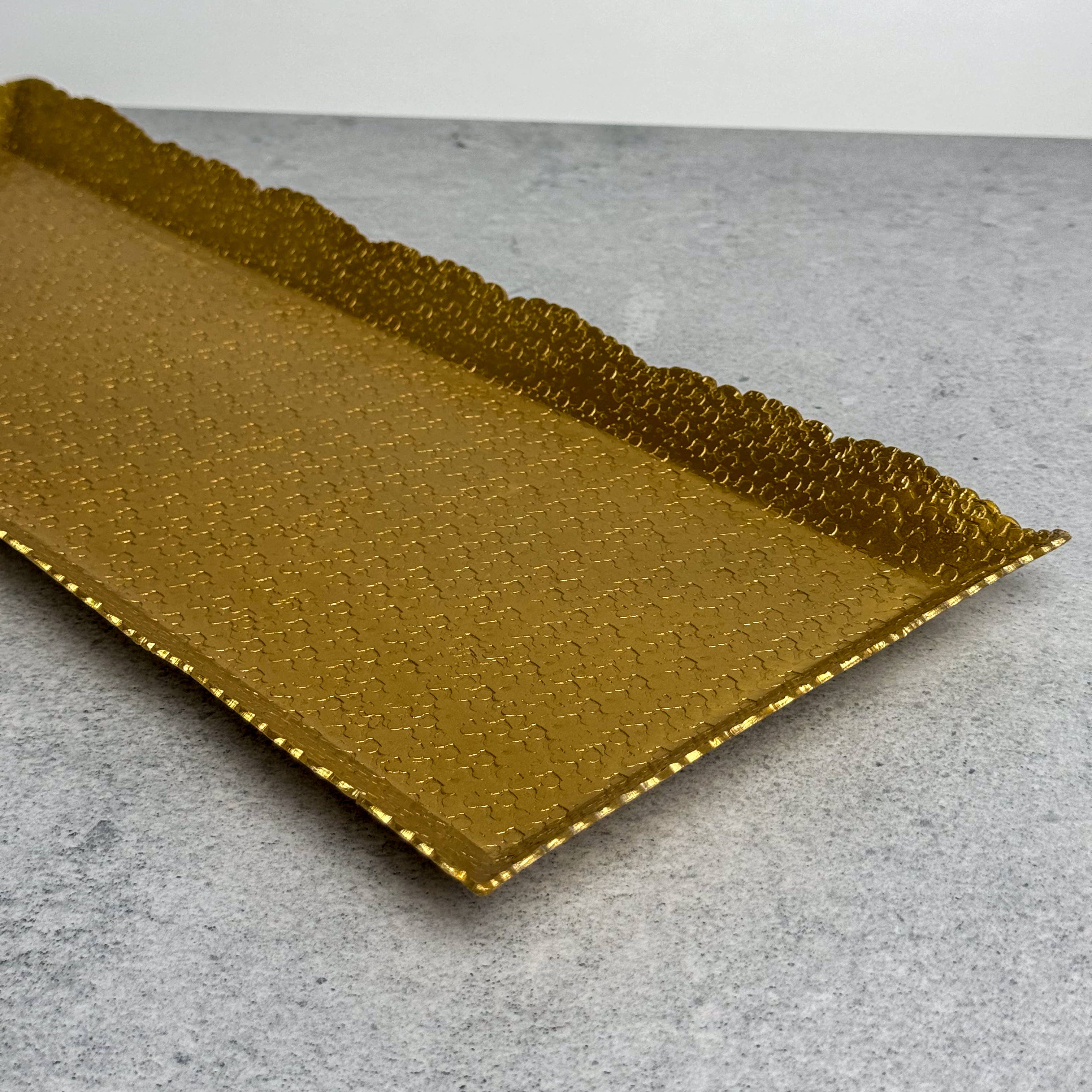 India Handicrafts Inc - Wholesale Dienblad - Snijbak met gouden hamer5