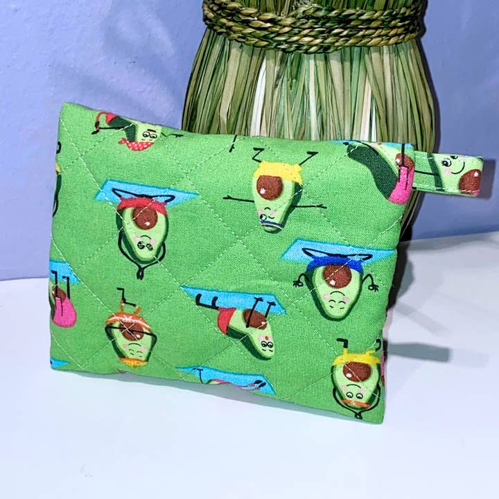 Needlesnstash - Wholesale Coin Purse - Women's - Quilted zipper coin purse wallet - Fun Avocado1