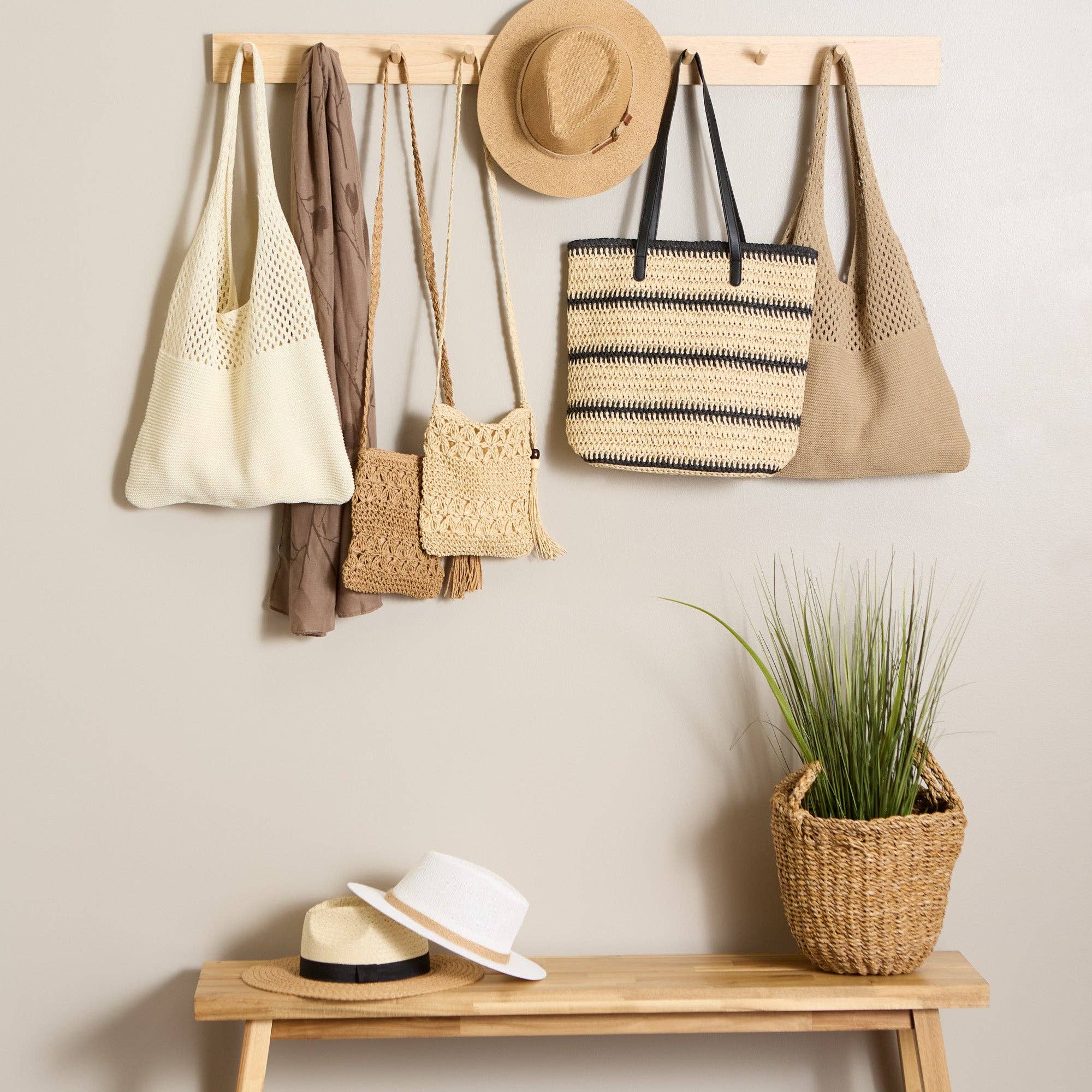 Hadley Wren - Wholesale Crossbody Bag - Women's - Straw Crossbody Bag - Natural3