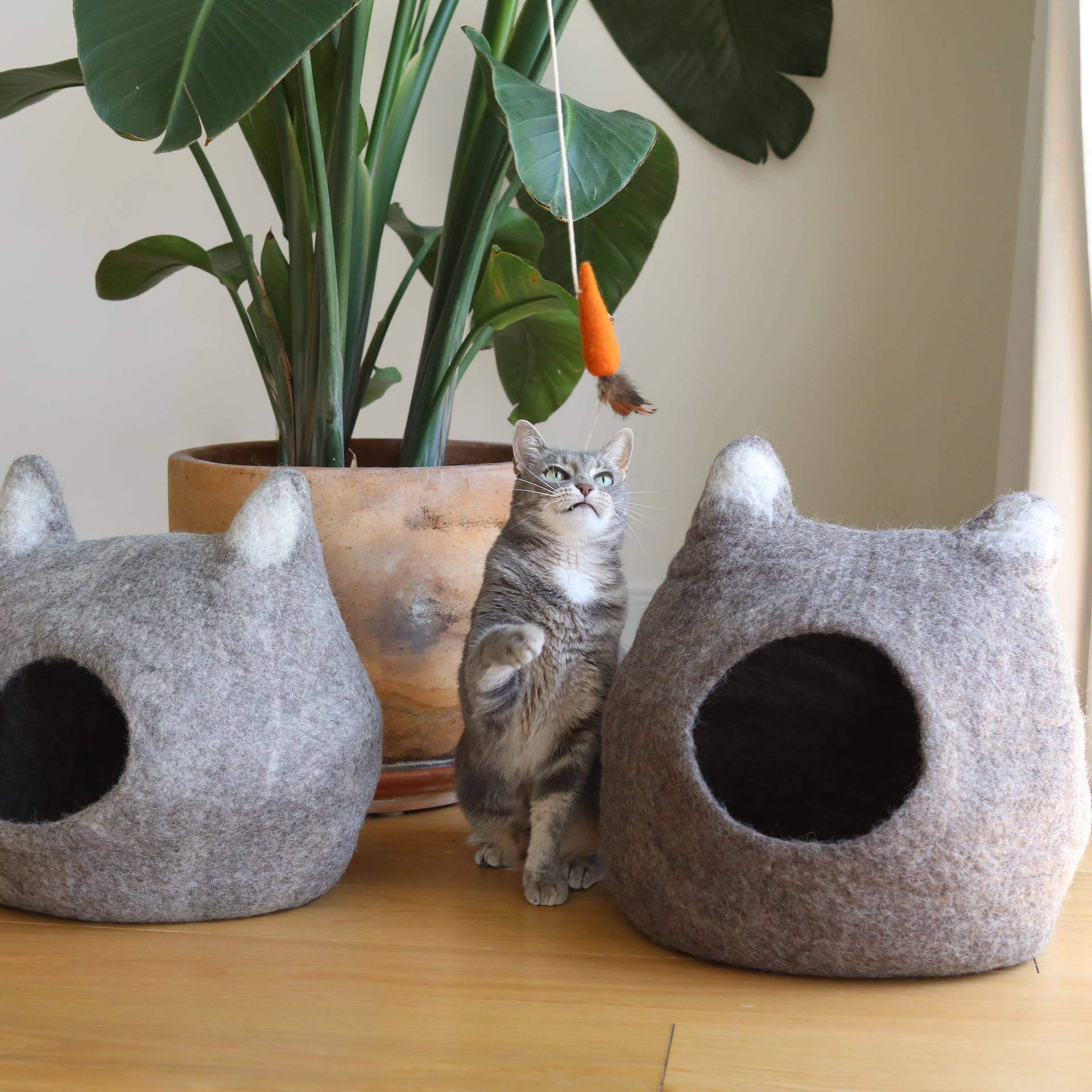 Ganapati - Wholesale Pet Cave - Cat/Dog - Handmade Felt Cat Cave3