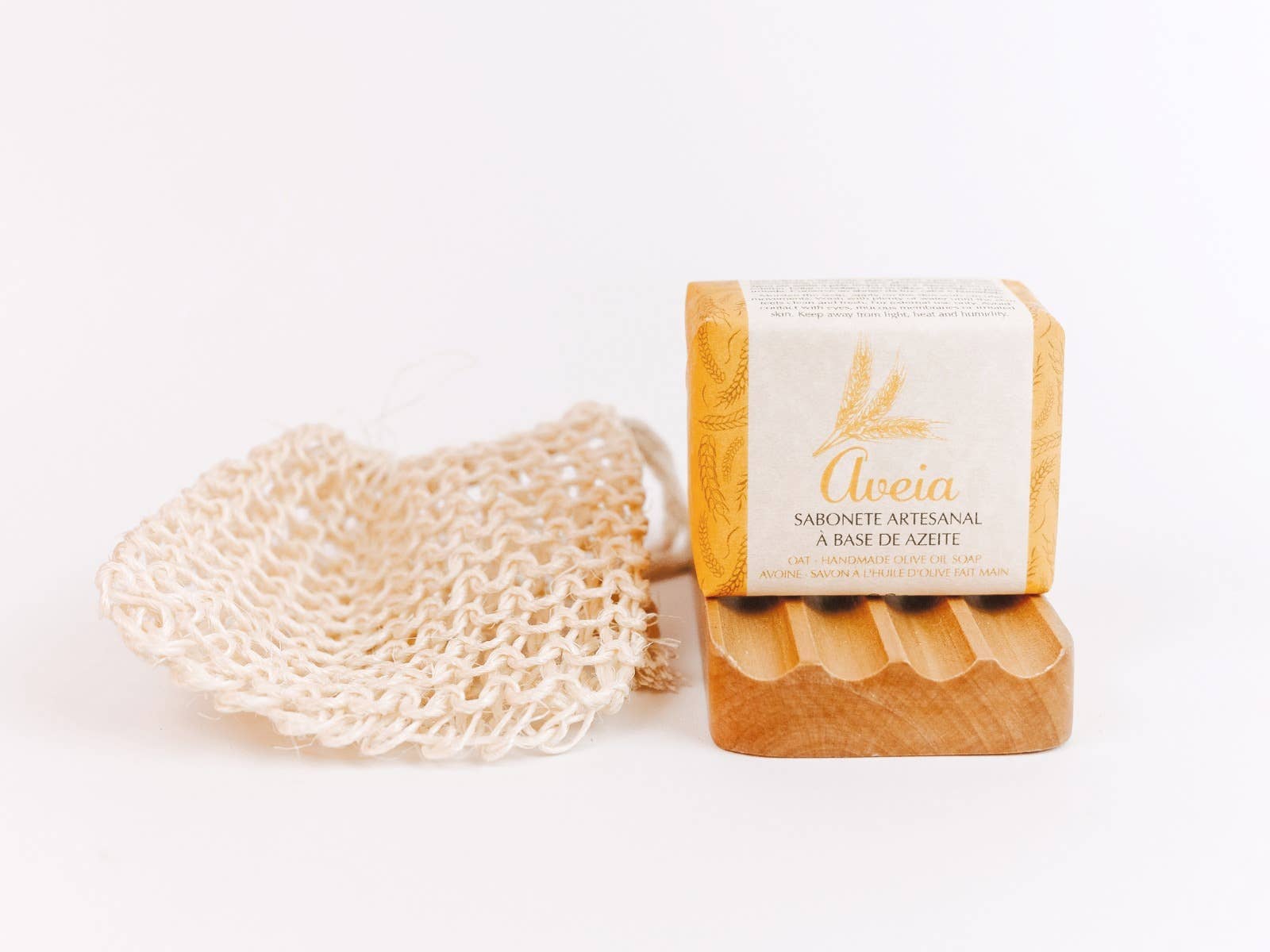 Aromas da Villa Portugal - Wholesale Bath & Body Set - Traditional Madeira Wellness Kit (3 in 1) - Lavender1