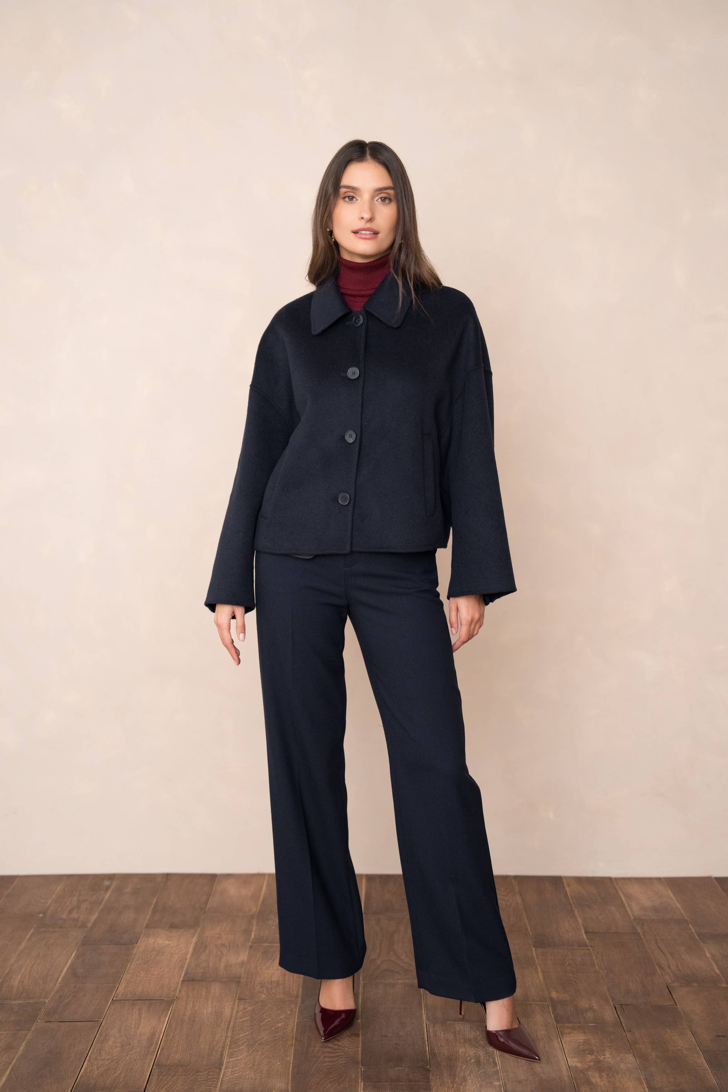 Attentif Paris - Vendita all'ingrosso Cappotto - Donna - Cappotto corto oversize artigianale in misto lana9