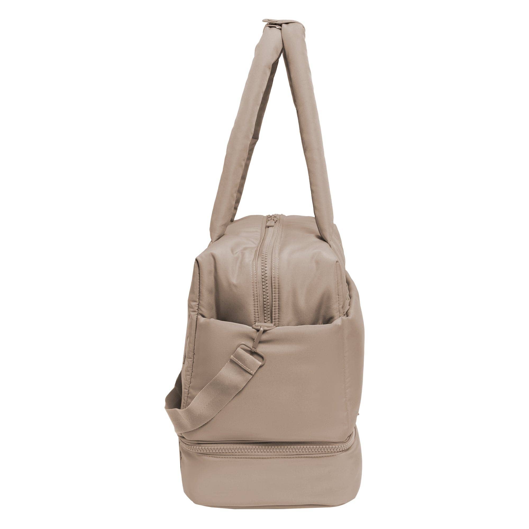 Magid - Wholesale Weekender Bag - Women's - Joan & David 18 Inch High Density Sport Nylon Drop Bottom Duffel Bag56