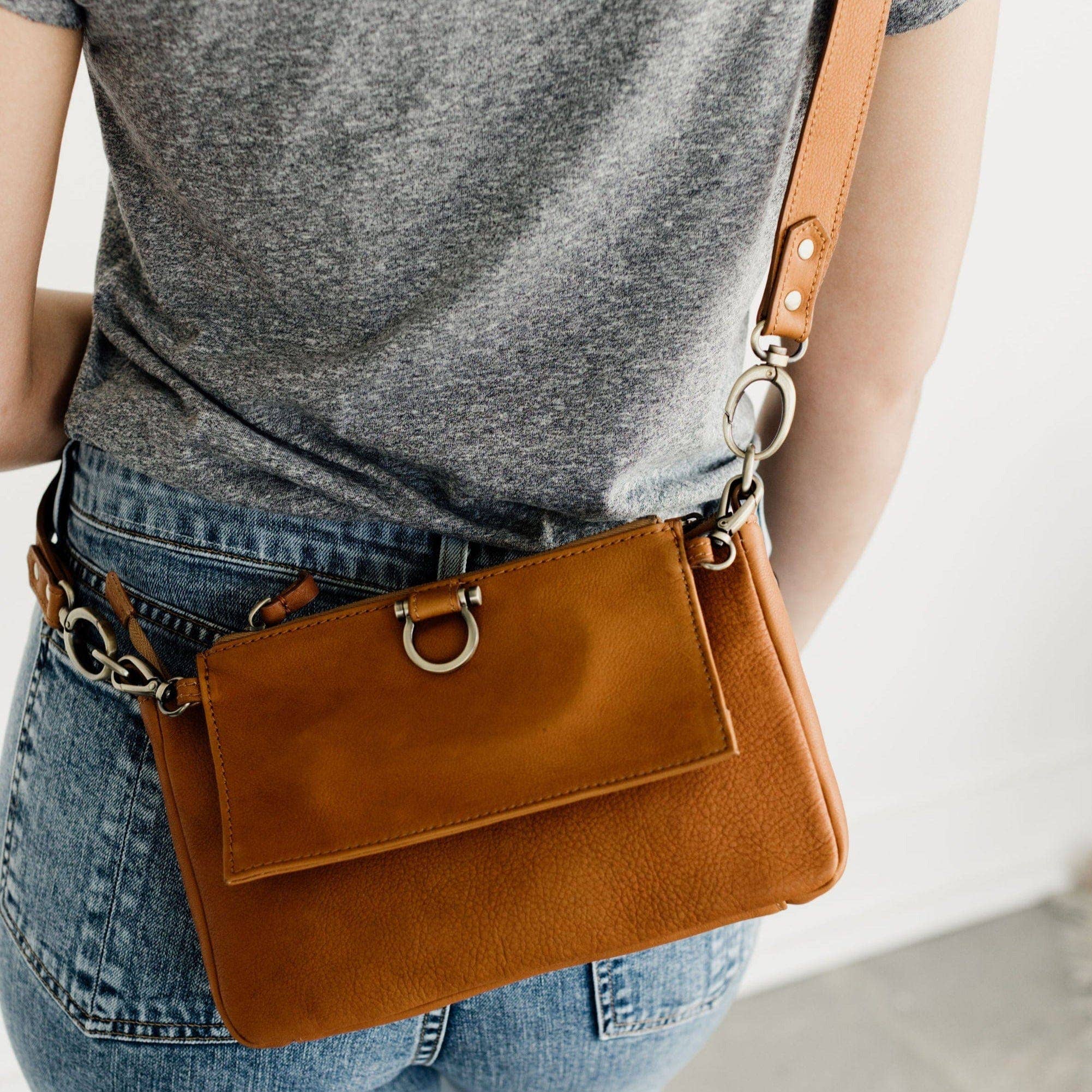 Sapahn - Wholesale Crossbody Bag - Women's - AE Crossbody Wristlet Wallet163