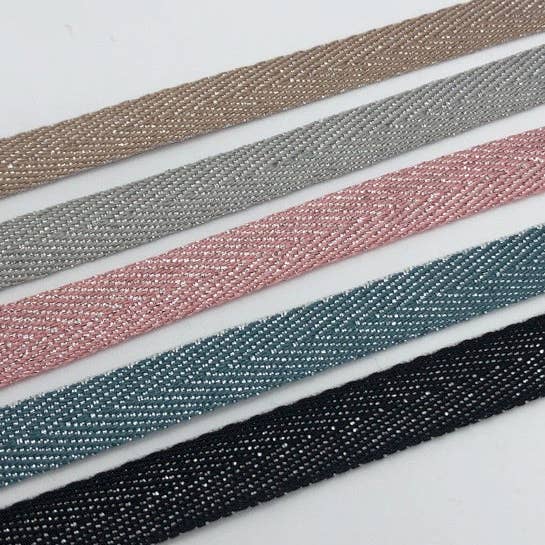 BRACELET LUNA NOIR pour la vente par Blest.