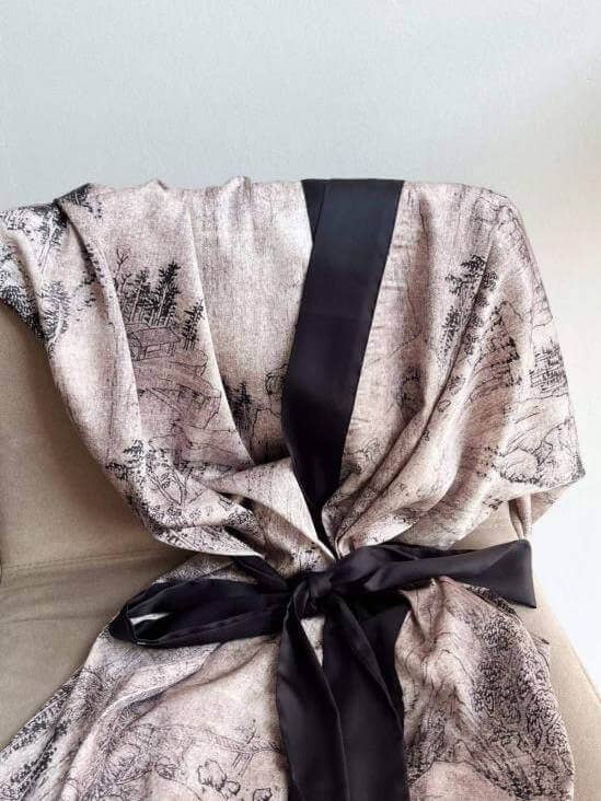 gray Short Kimono Robe Ink Painting for wholesale on Faire8