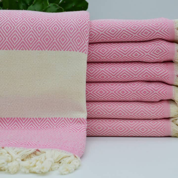 Peshtemal Towel, Luxurious Pink Towel 40x70 - 100x180cm and other Purchase Wholesale pink beach towels. Free Returns & Net 60 Terms on Faire trending on Faire.