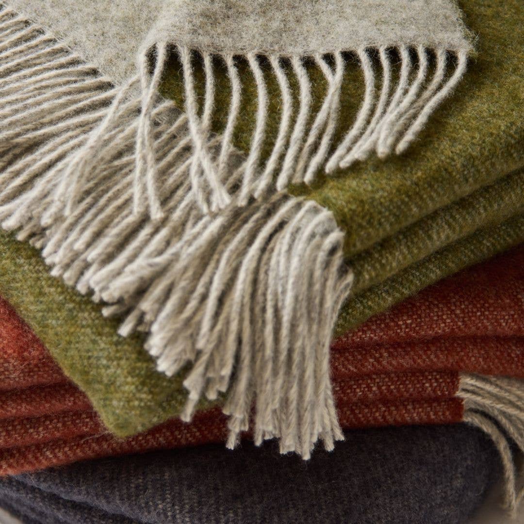 Tweedmill Textiles - Wholesale Throw Blanket - Dartmoor Reversible Pure New Wool Throw 6