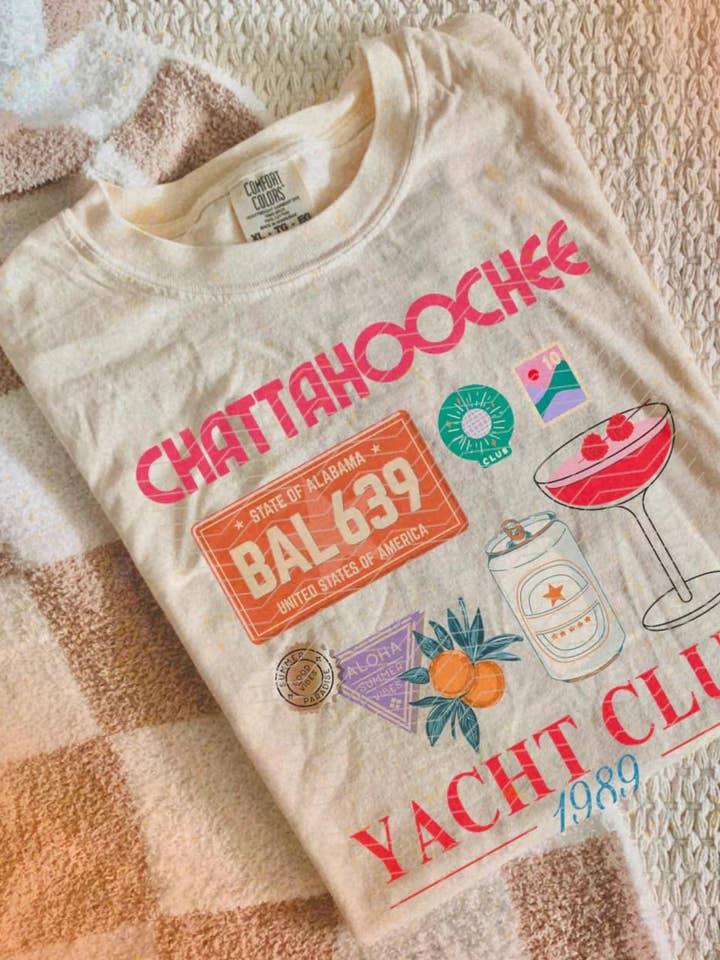 Maglietta o felpa del Chattahoochie Yacht Club per la vendita all'ingrosso da parte di Gunpowder and lace wholesale