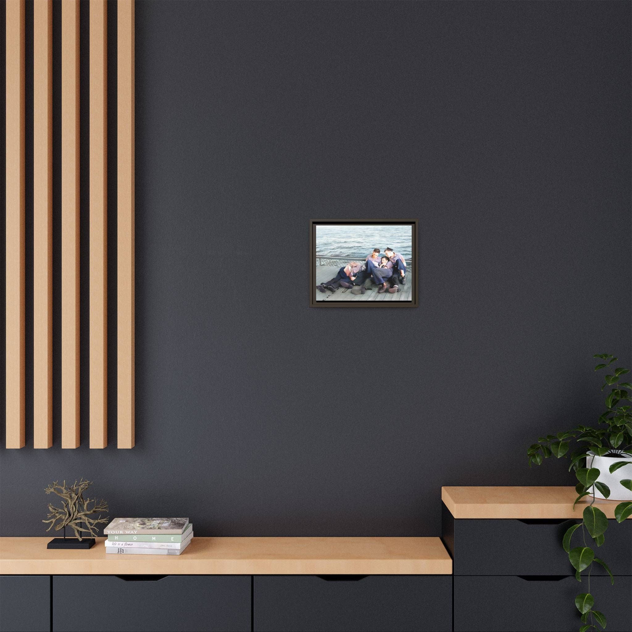 Walt & Pete - Wholesale Photograph - hommes 025 | Framed Vintage Photo - Matte Canvas11