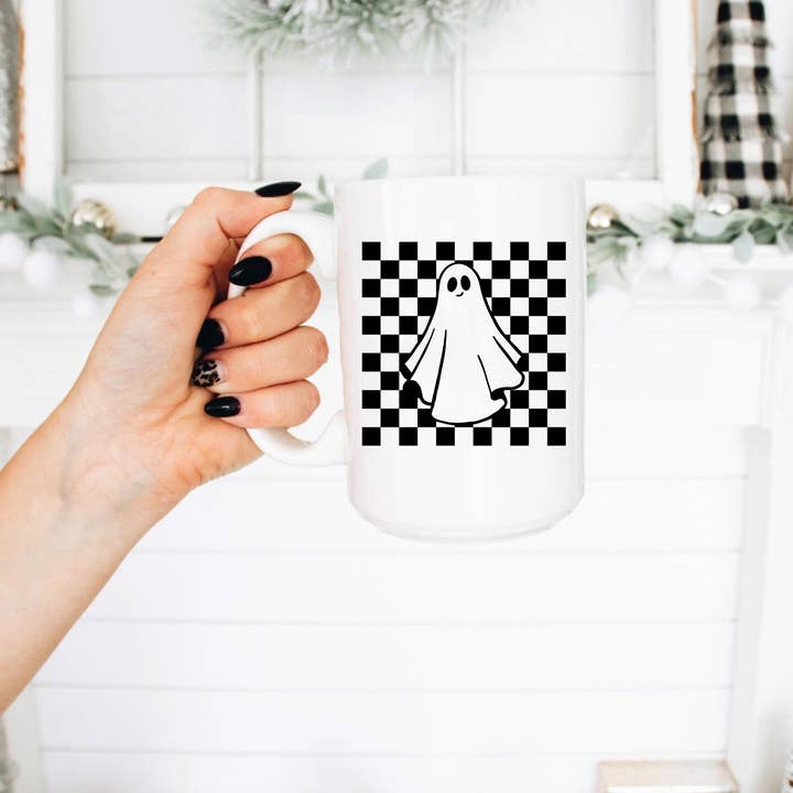 Tazza da 15 once, fantasma di Halloween, tazza da caffè a scacchi per la vendita all'ingrosso da parte di Boho Sips