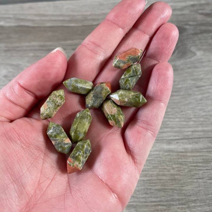 Keystone Crystals - Wholesale Spiritual Stone/Crystal - Small Double Terminated Points9