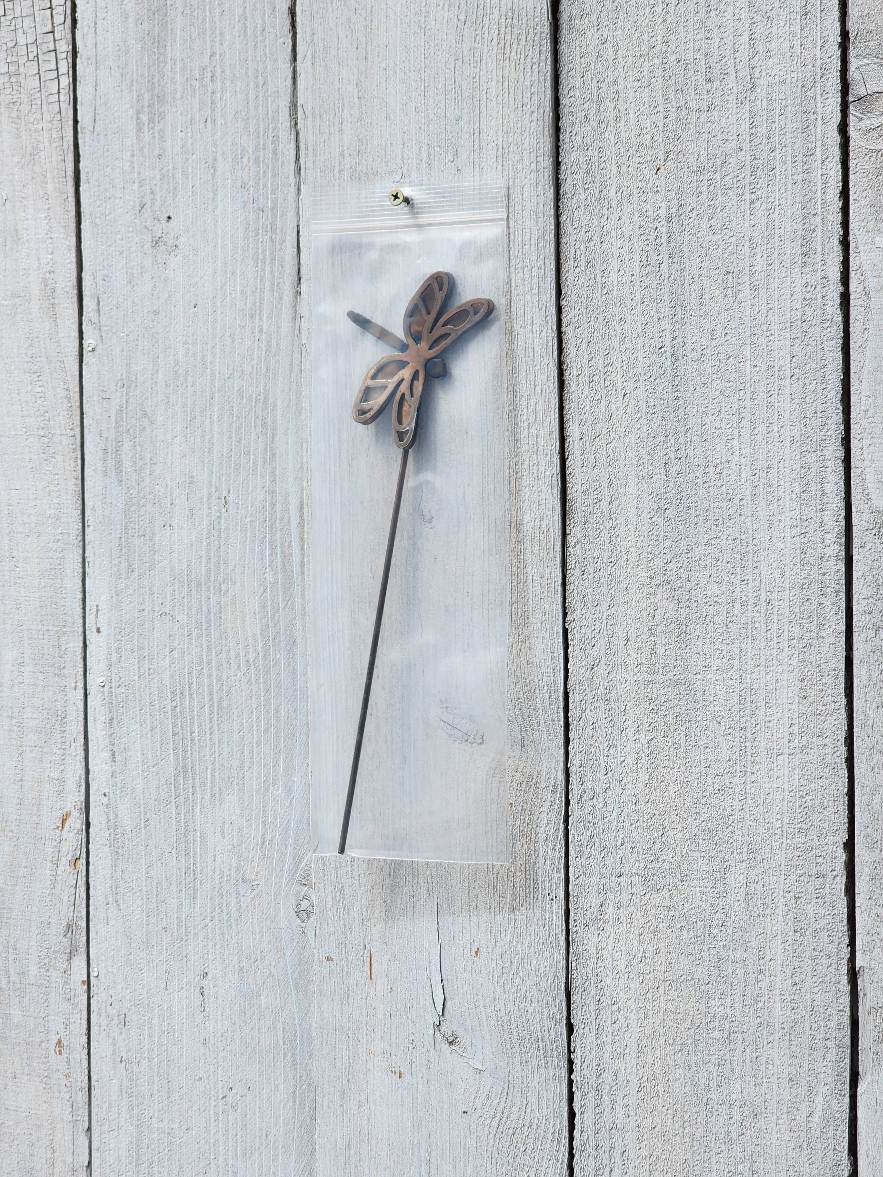 Rustic Metalz - Wholesale Tuin/gazongrondpennen/pinnen - Dragonfly - Dragonfly tuinpaal voor binnen en buiten voor planten4