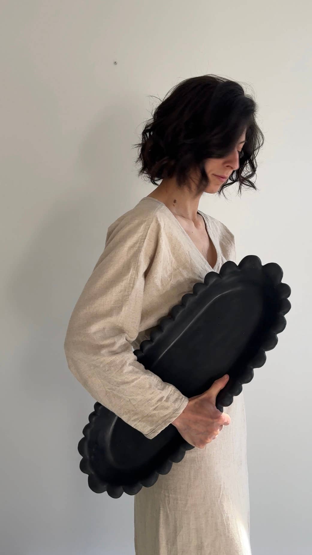 Atelier La Rouleuse - Venta al por mayor Bandejas/platos/boles decorativos - Cuenco FORMA XXL de concreto hecho a mano3