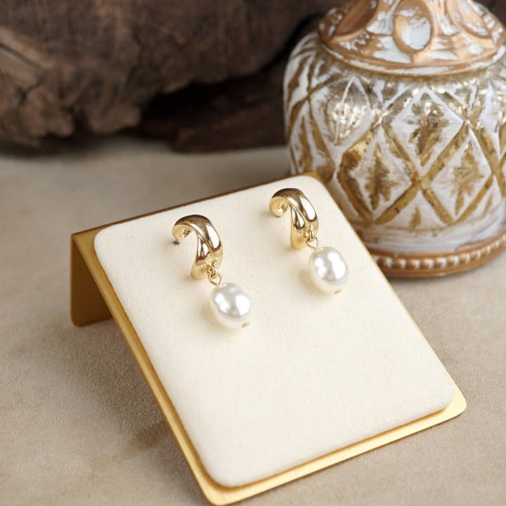 Lustre Grace – X Huggies with Pearl Drop for wholesale by PennyLine inc