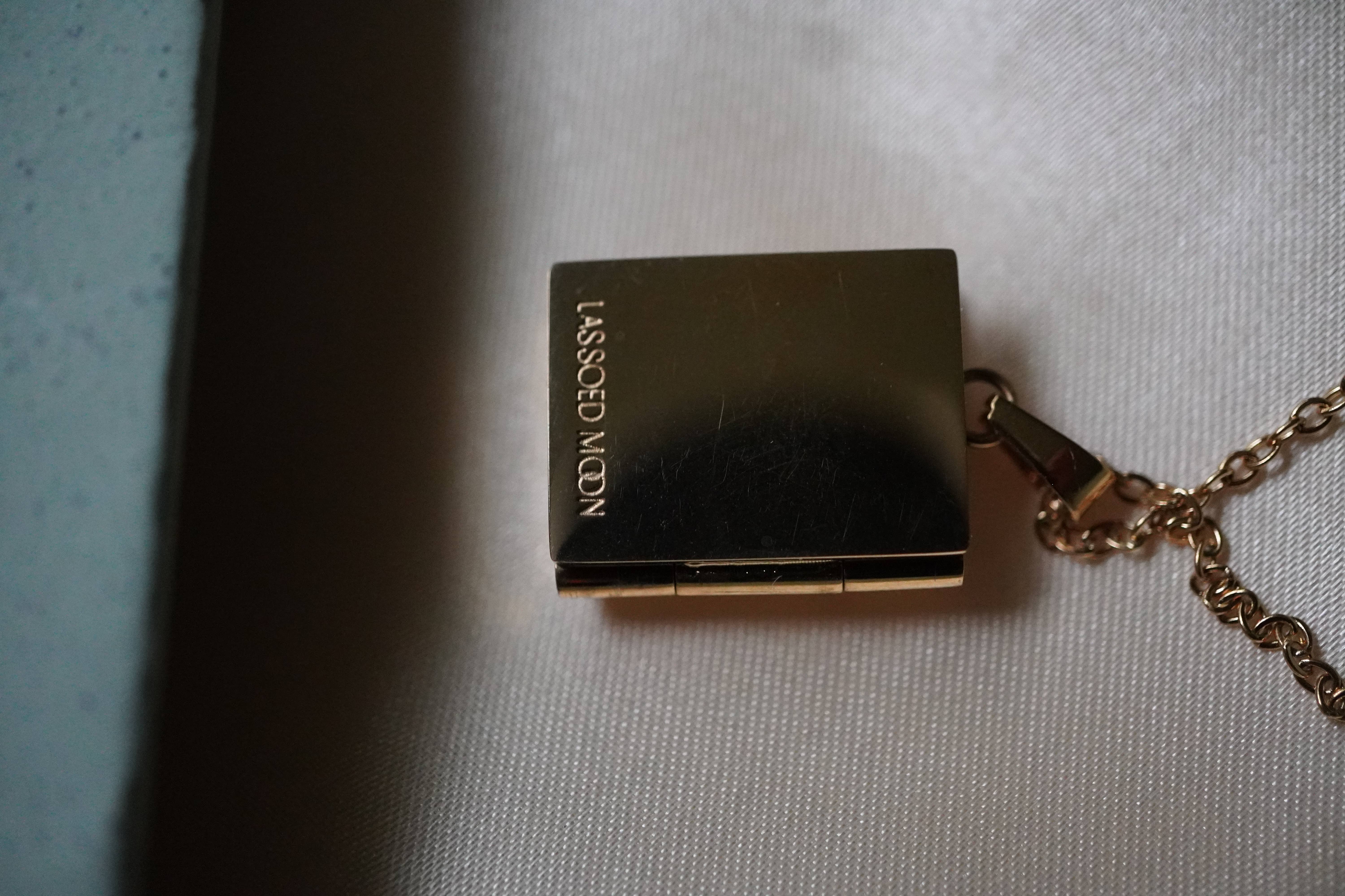 Lassoed Moon - Wholesale Locket Necklace - Night Court Keepsake Book Locket2