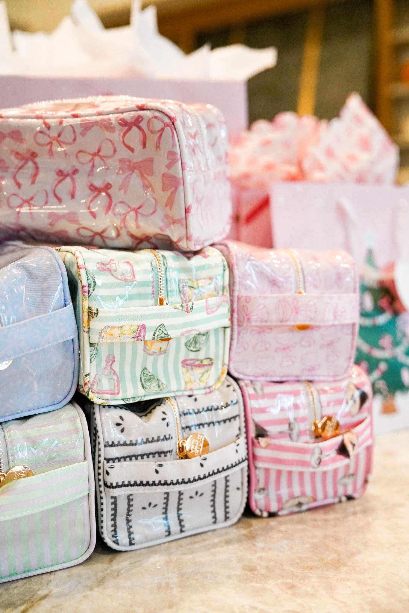 KENZKUSTOMZ - Wholesale Toiletry Bag - Women's - Clear Coat Toiletry Dopp Kit2