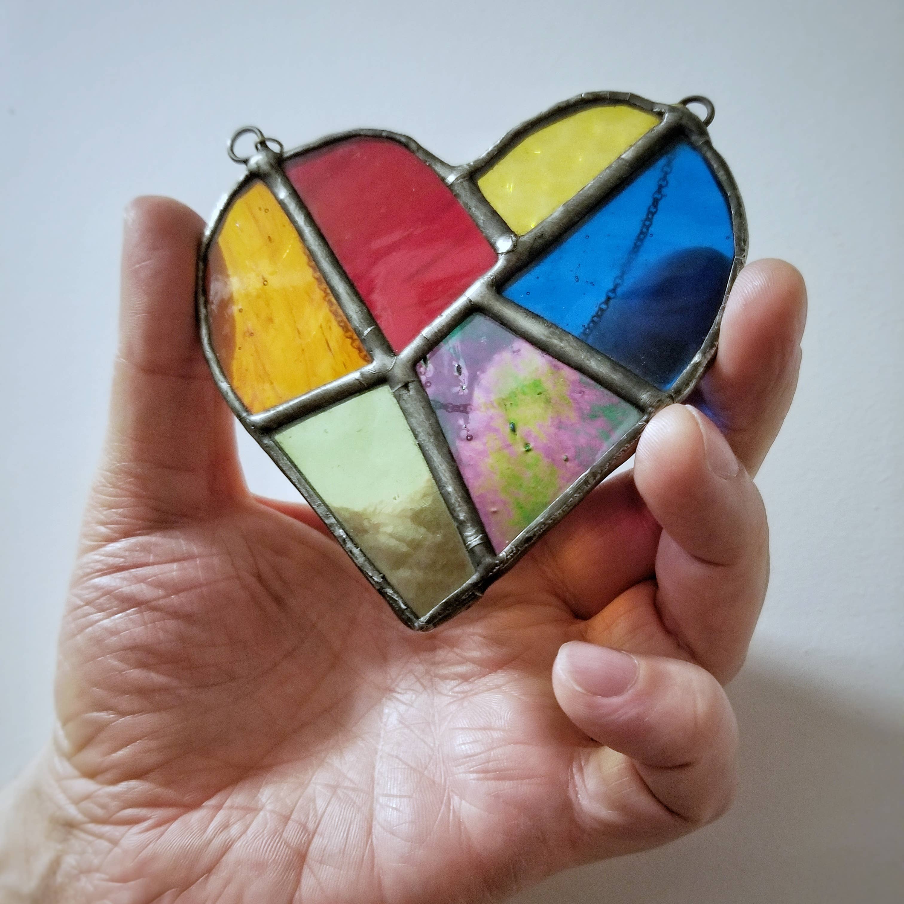 Lost & Found Design - Wholesale Suncatcher - Stained glass - rainbow heart suncatcher0