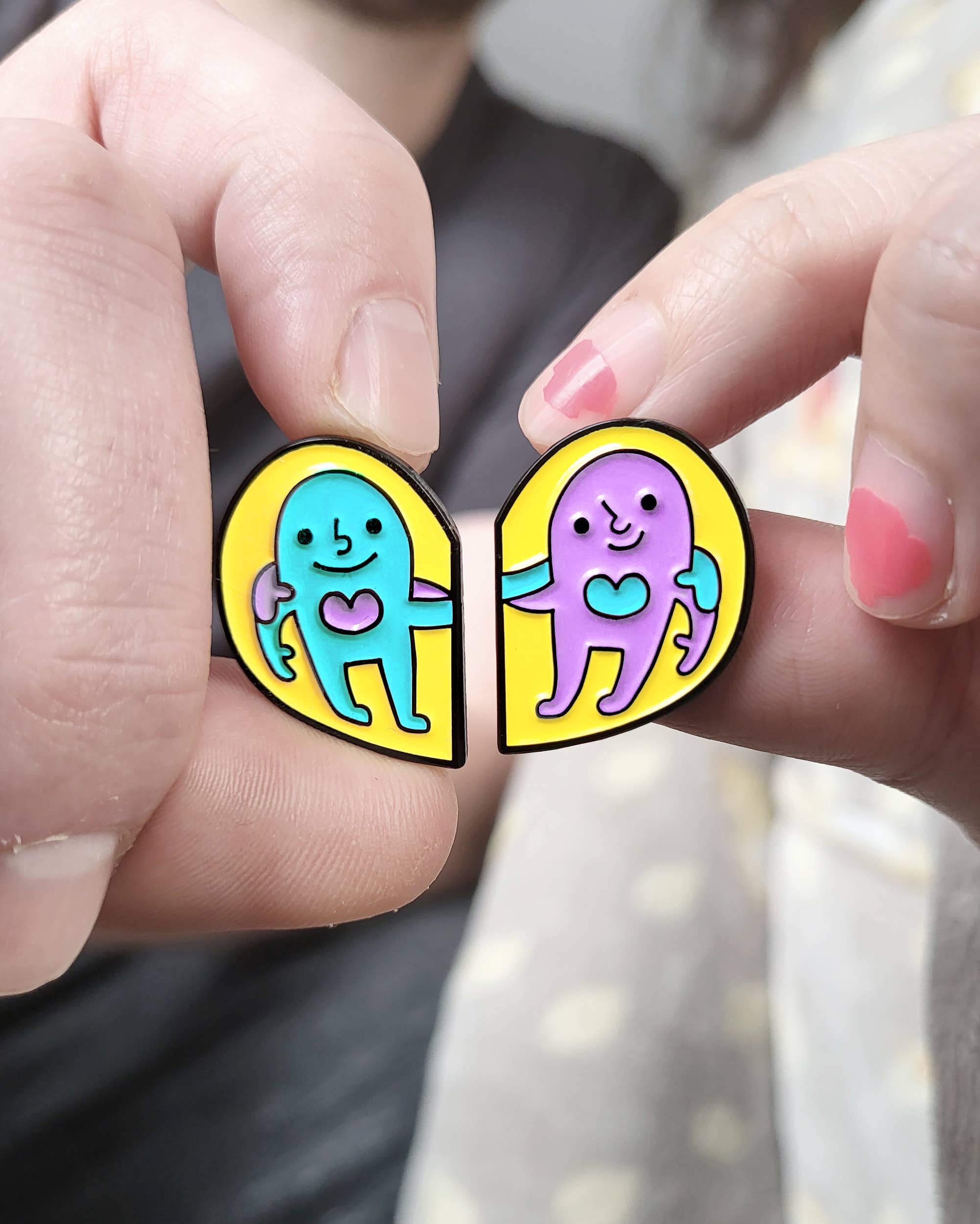 Chika Ando Illustration - Wholesale Lapel Pin/Button - Buddy Pins - A Cute Pair Of Enamel Pins11