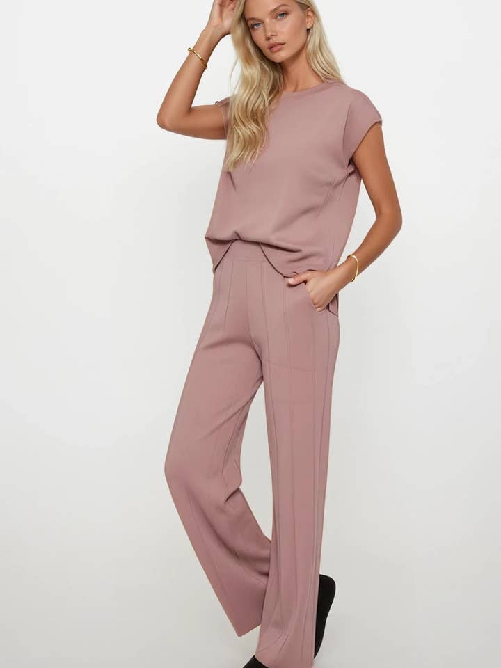 ENSEMBLE PANTALON ET HAUT EN MAILLE DOUCE 7010CIA pour la vente par WISTERIA LANE