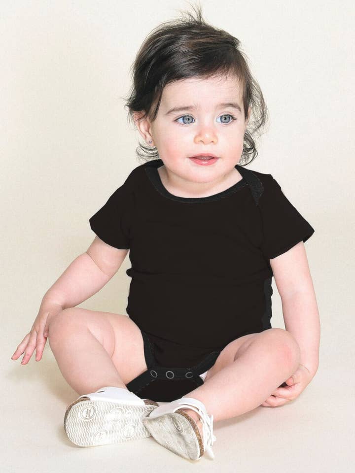 Sunny Onesie van Tencel en biologisch katoen - Zwart voor wholesale door POPLINEN