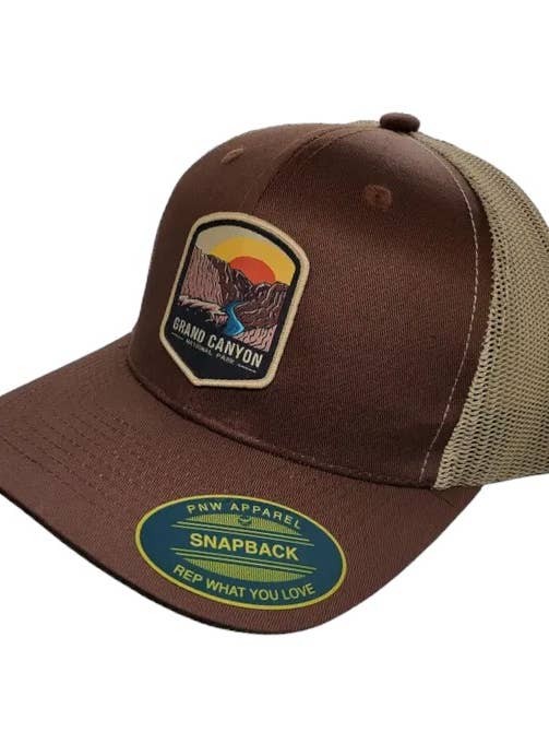 Cappello da camionista Grand Canyon per la vendita all'ingrosso da parte di PNW Apparel