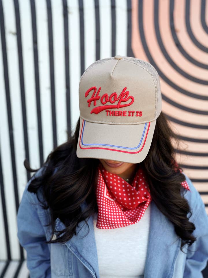 Hoop there it is - Casquette Trucker Vintage Tan pour la vente par KENZKUSTOMZ