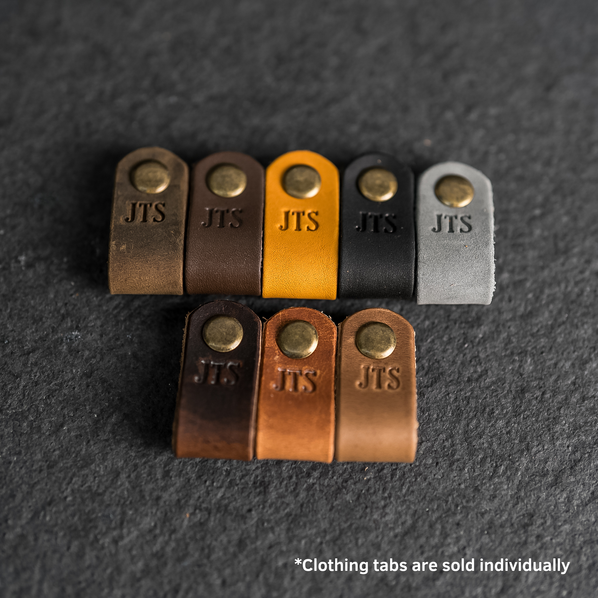 Ox & Pine - Vente Étiquette pour bagage - Onglets de vêtements en cuir personnalisés20