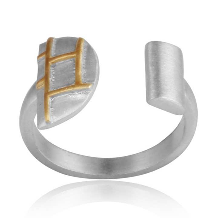 Isla tweekleurige open ring voor wholesale door Lincy Mathew