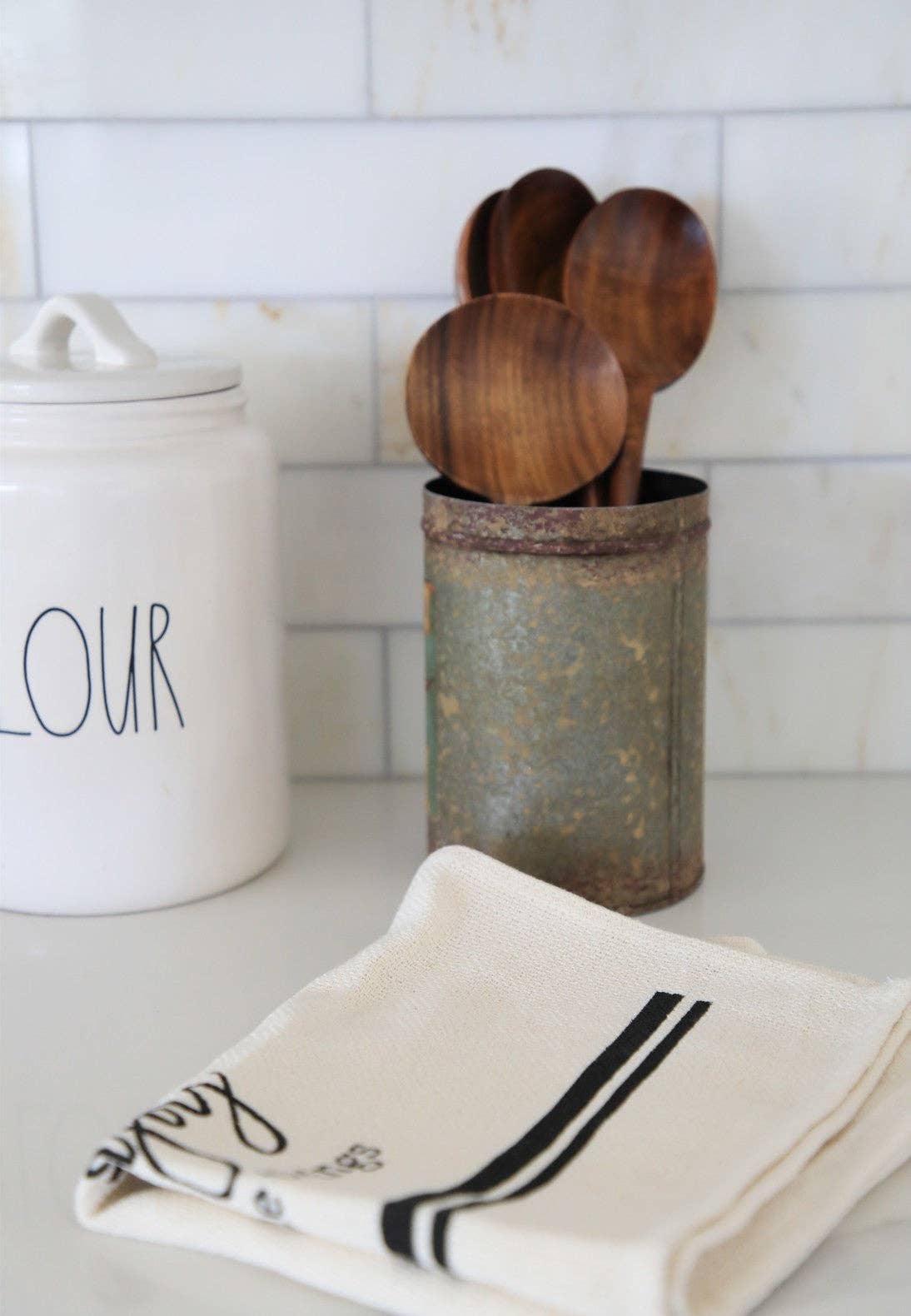 Fodory - Wholesale Dinner & Cloth Napkin - Farmhouse Simple Striped Napkin1