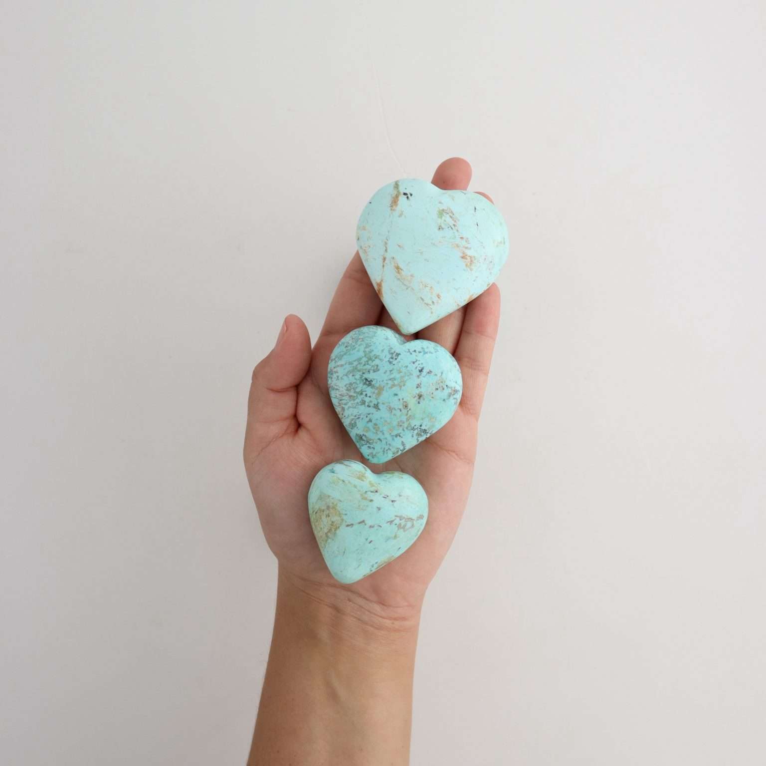 Mi Esperanza Minerals - Wholesale Spiritual Stone/Crystal - Peruvian Turquoise Heart Set of 52