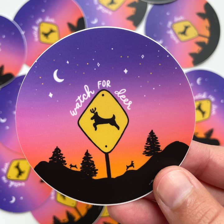 ”Titta på rådjur” klistermärke för wholesale av Witty Voyager