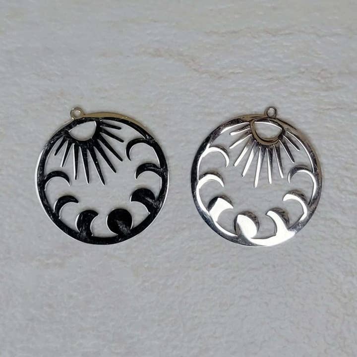 Round Sun and Moon Phases Pendants Jewelry making Sun Moon C for wholesale by My Magic Place Shop