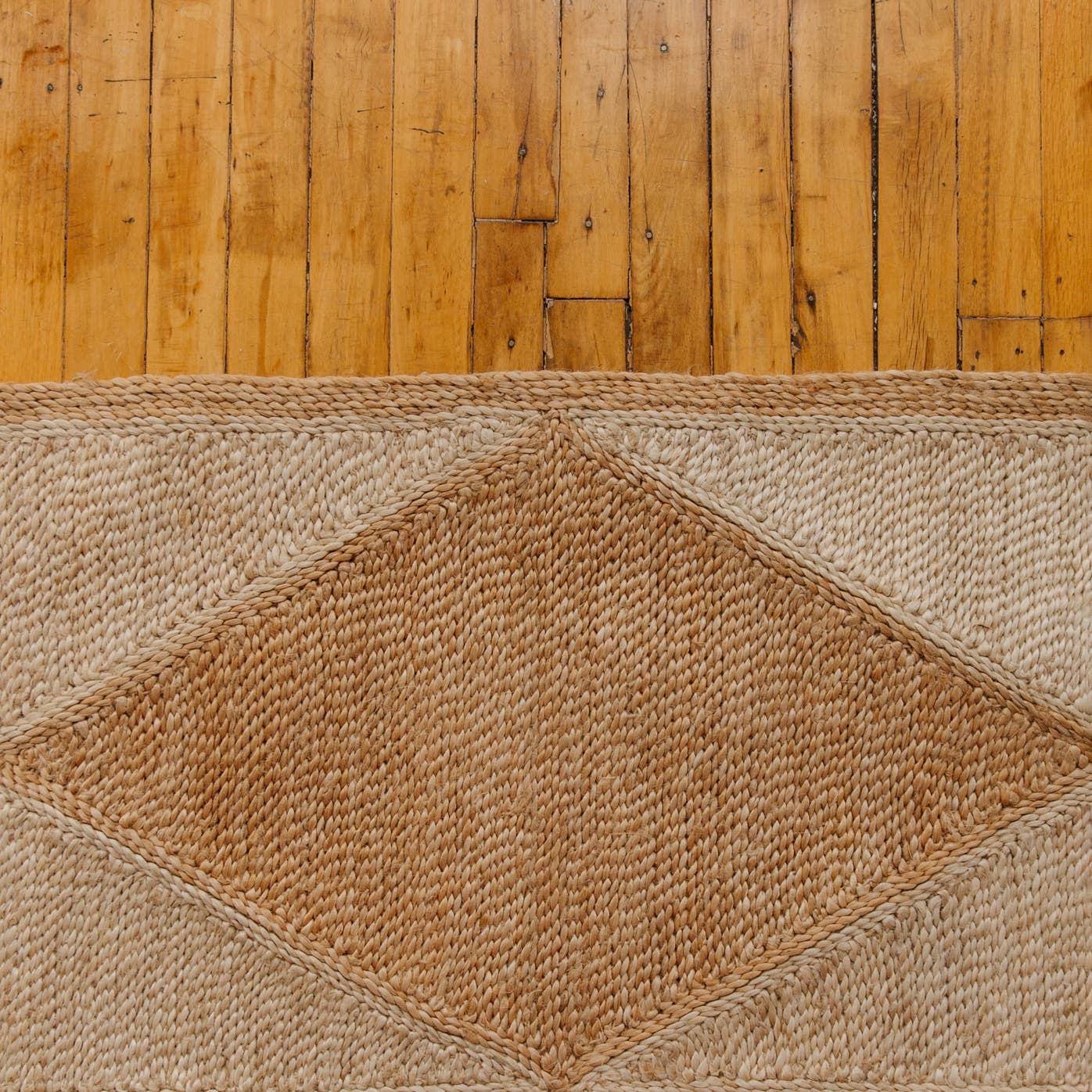 Will & Atlas – wholesale Runner rug – Jute 9' Runner, diamond, Natural/Tan3