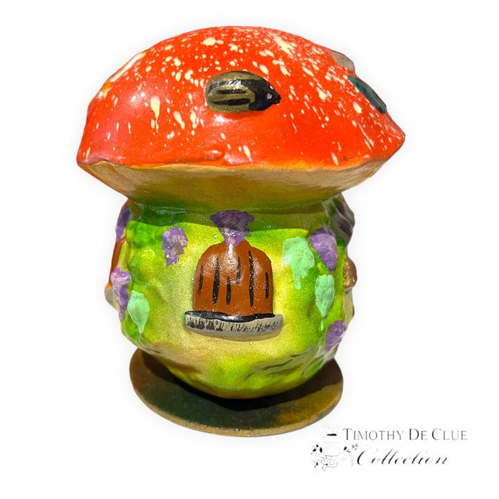 Timothy De Clue Collection - Wholesale Christmas Decoration - Santa's Forest Getaway Paper Mache Mushroom Candy Container - Antik Baubles Christmas Decor3