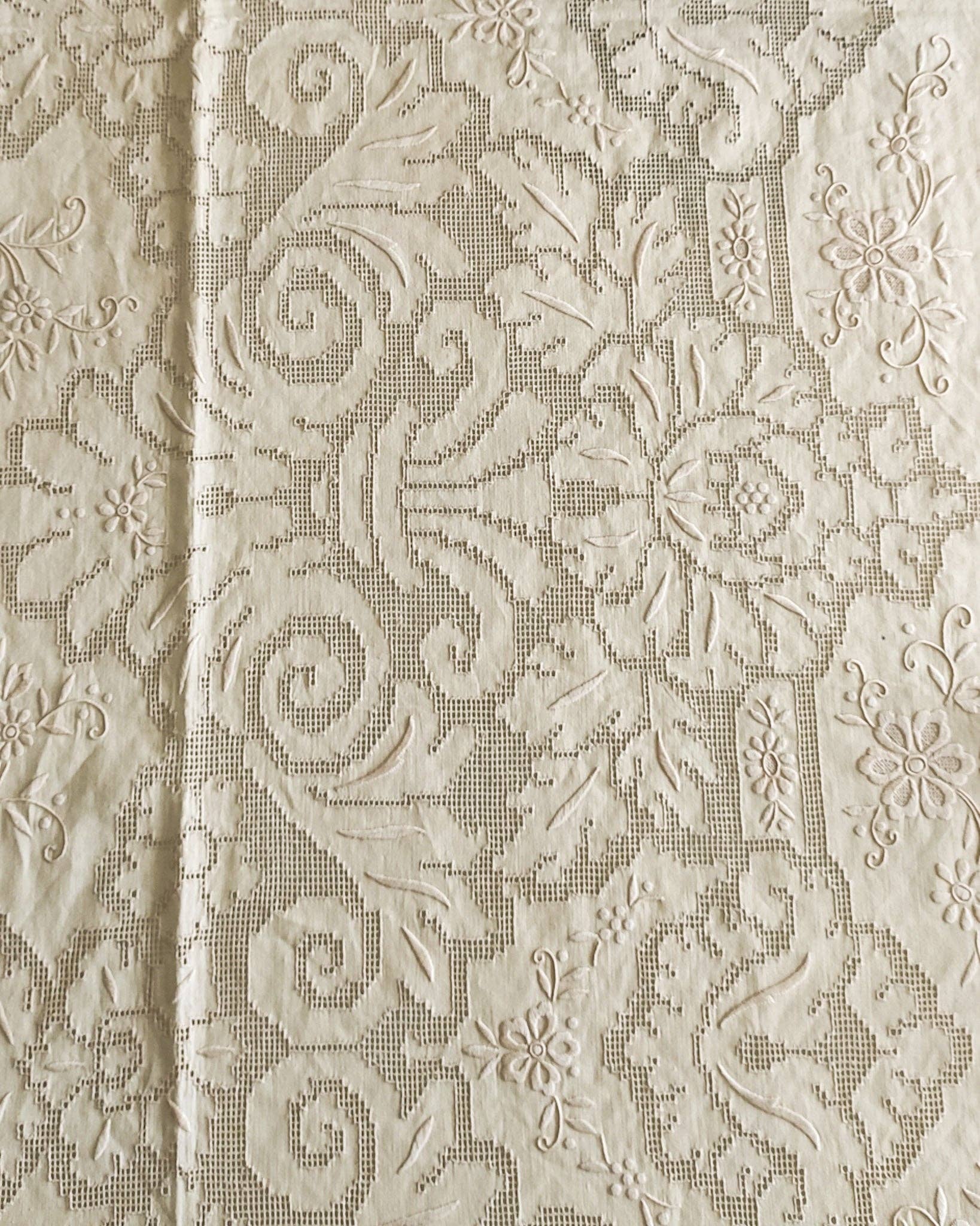 Heyfoo - Wholesale Tablecloth - Sicilian paraded linen tablecloth with 12 napkins6