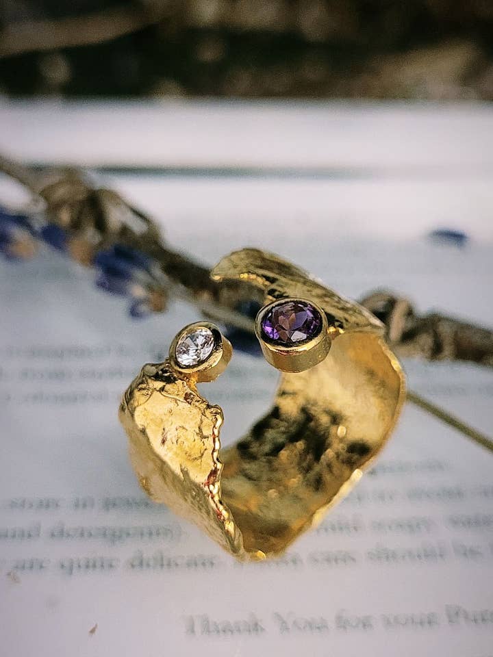 Märchenring aus Amethyst und Zirkonia-Gold für den Großhandel von Caroline Stokesberry-Lee Jewellery Design