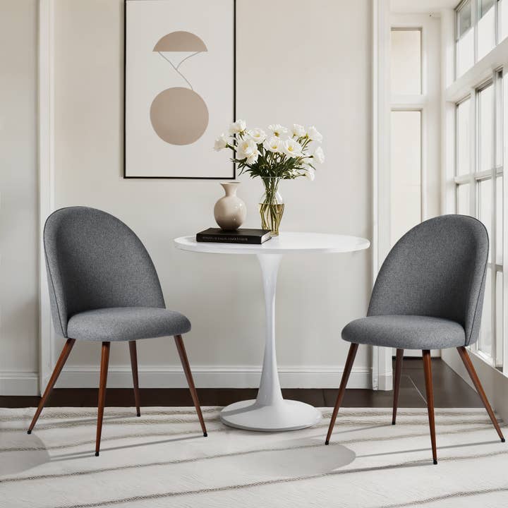 Chaise de salle à manger moderne grise avec pieds en métal marron pour la vente par 39F Inc.