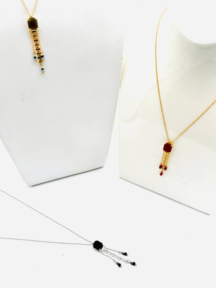 Collana Ta per la vendita all'ingrosso da parte di SHEERA