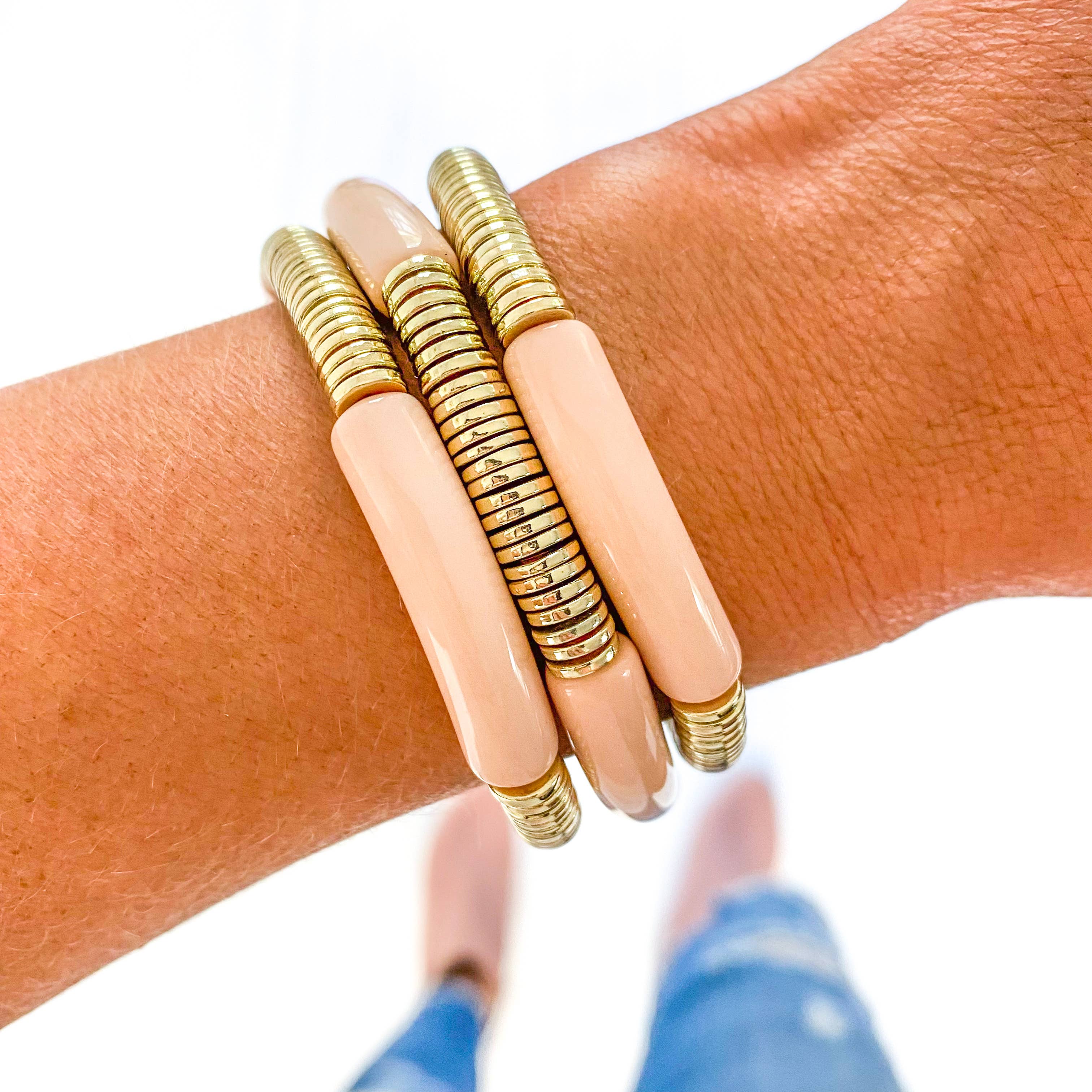 Savvy Bling - Wholesale Beaded Bracelet - Acrylic Tube Bamboo Bracelet & Gold2