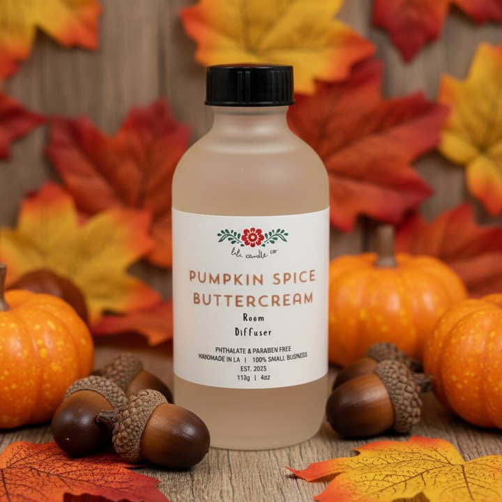 Diffuseur d'ambiance 4oz Crème au beurre épicée à la citrouille pour la vente par Lili Candle Co