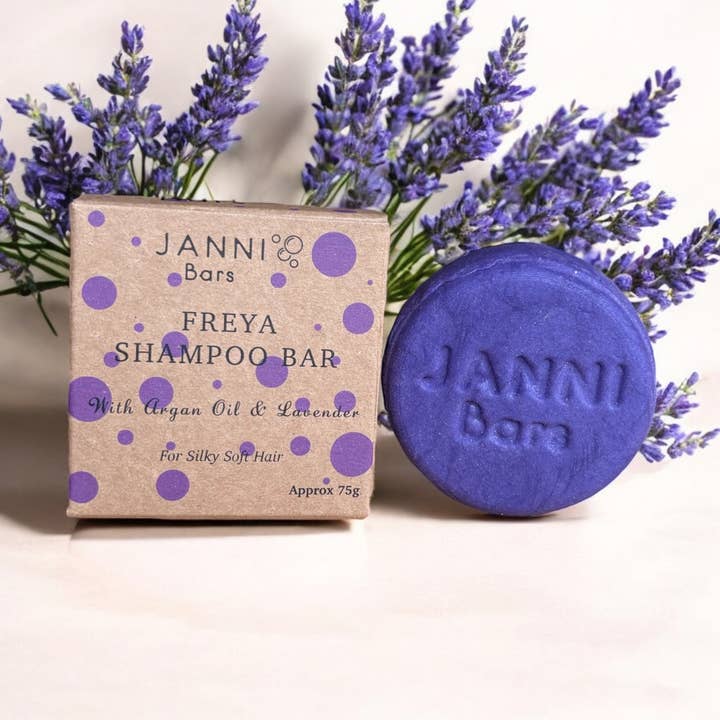 Freya - frizz taming for wholesale by Janni Bars