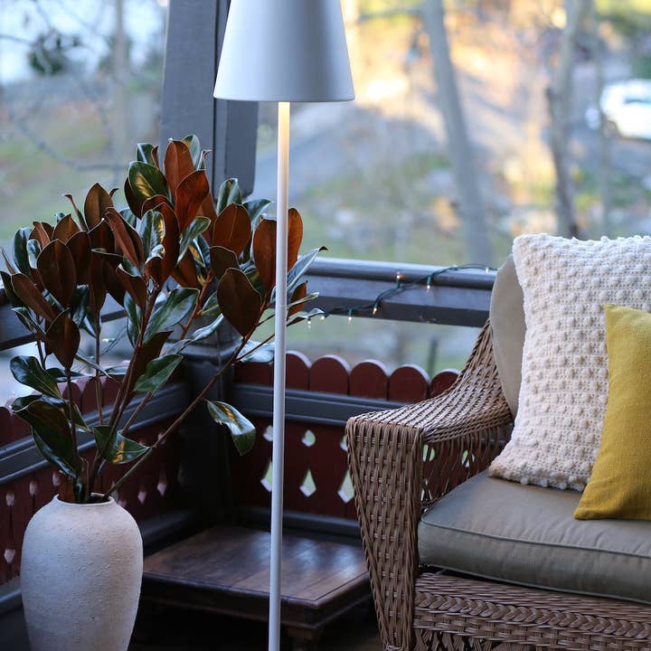 Zafferano America - Wholesale Floor Lamp - Poldina Pro XXL3