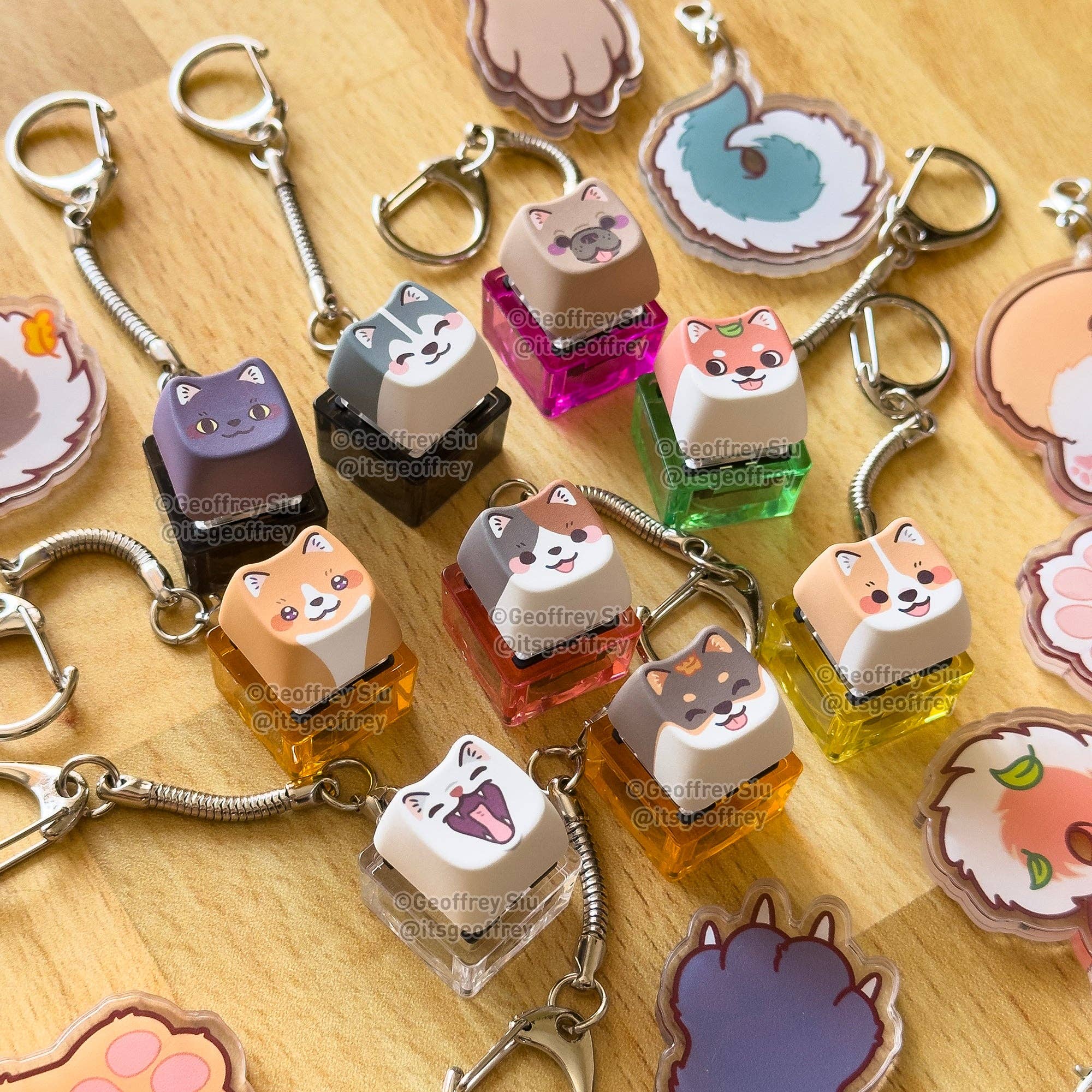 Geoffrey Siu Art LLC - Wholesale Keychain - Unisex - Series 3 Cats and Dogs Clicky Keychain Blind Bag1
