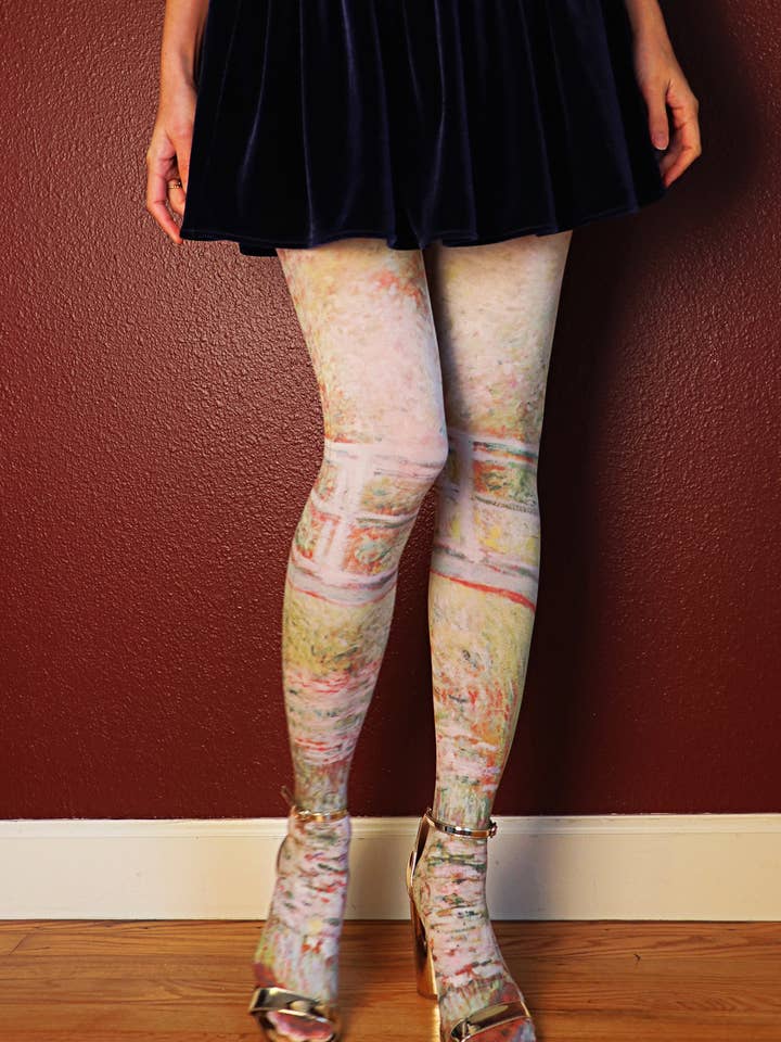 Collant artistique imprimé THE JAPANESE BRIDGE de CLAUDE MONET pour la vente par Tabbisocks
